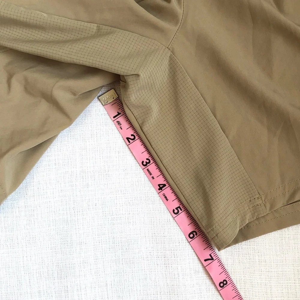 NWT Apana Khaki Athletic Hiking Workout Cargo Shorts Size Large